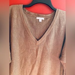 New York & Company Taupe oversized v neck knit sweater, Size M